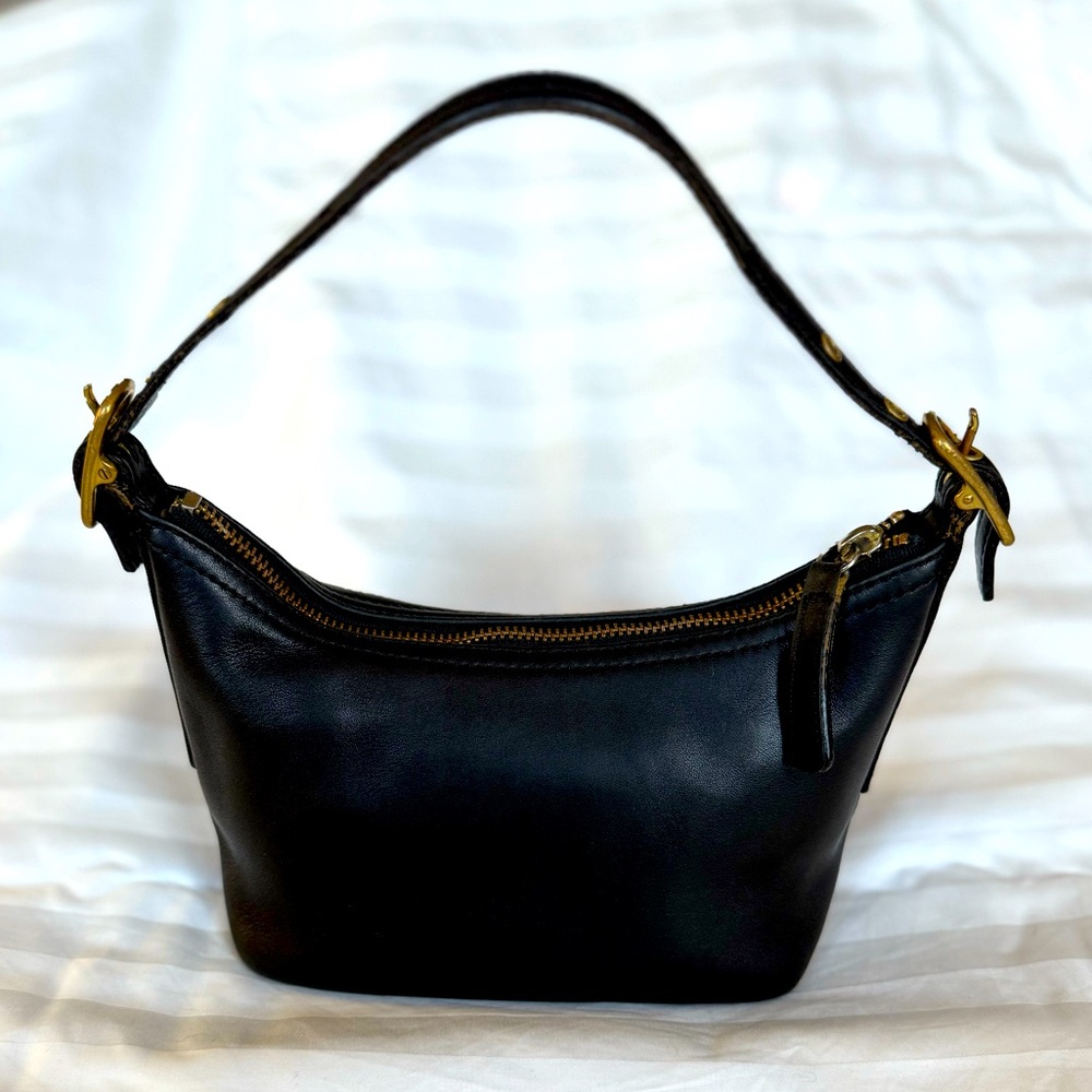 Coach - Vintage Demi 9844 Baguette Swingbag Mini Legacy Handbag